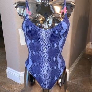 NWT 90s PLAYBOY🐰 BLUE & PINK SNAKE SKIN ONE PIECE